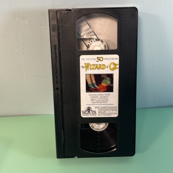 The Wizard of Oz VHS 1939-1989, 50th Anniversary with Booklet Limited Edition - Picture 7 of 8